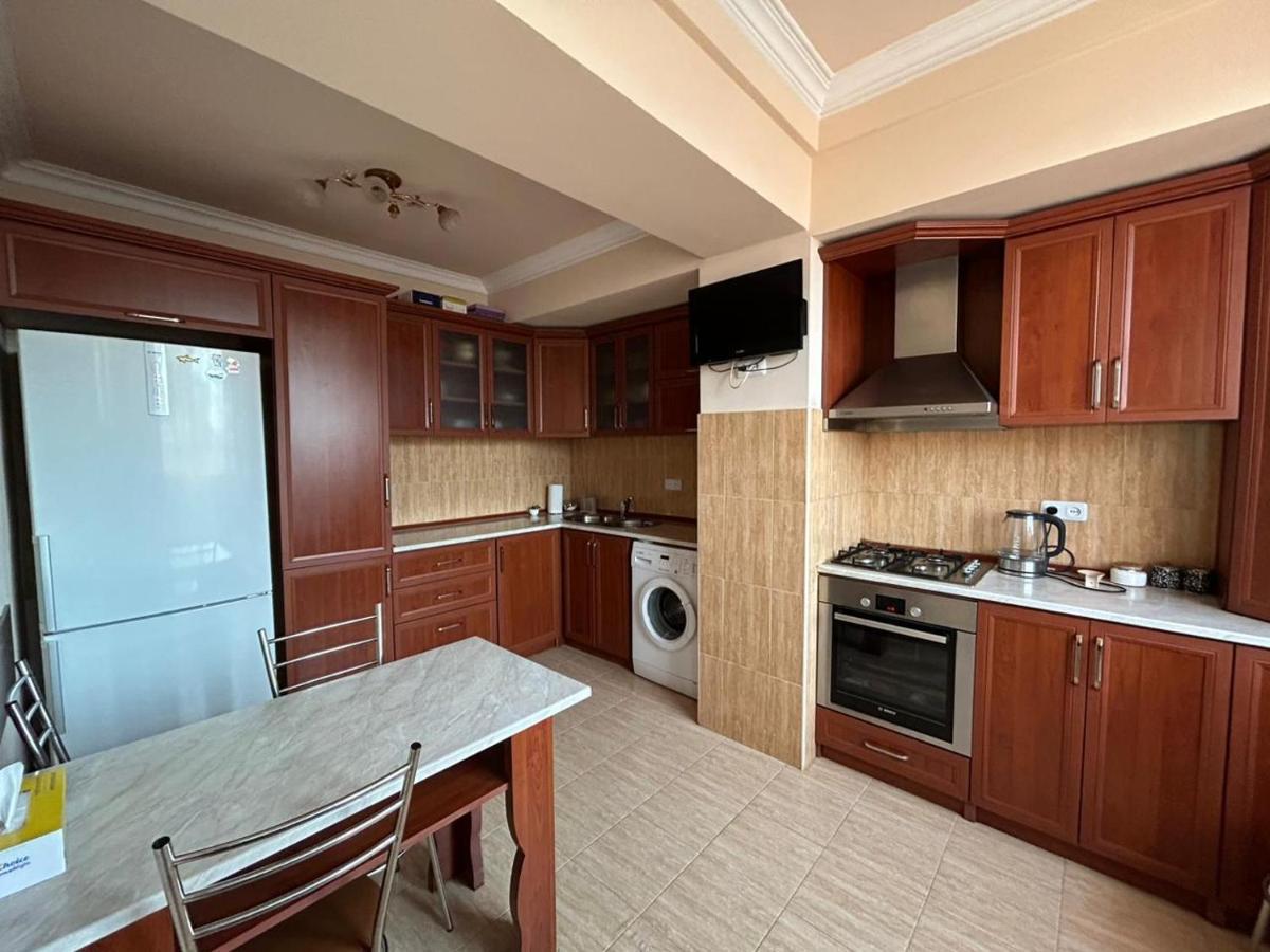 Lesi Apartament Erévan Extérieur photo